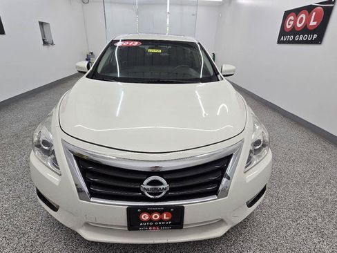 Used 2013 Nissan Altima 3.5 SL FWD image 3