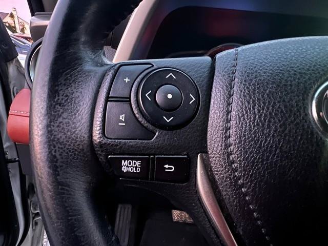 Used 2014 Toyota RAV4 Limited AWD/4WD image 13