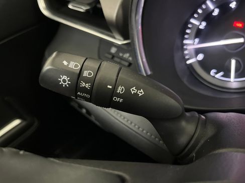 Used 2020 Toyota Highlander Limited AWD/4WD image 64