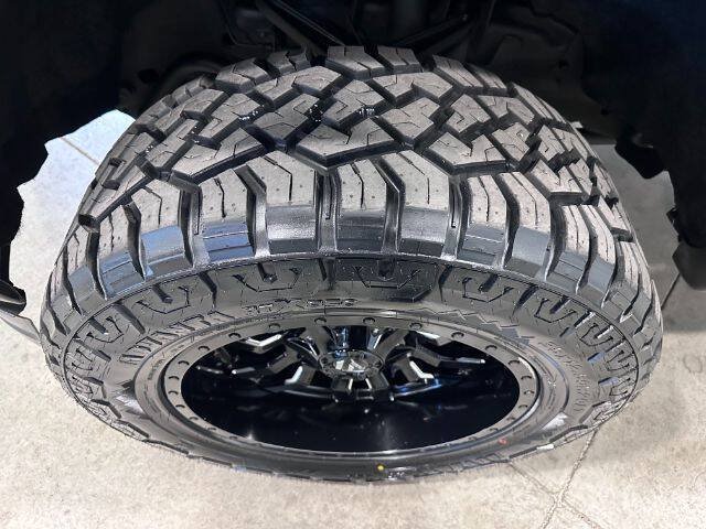 Used 2019 GMC Sierra 3500 Denali w/ Duramax Plus Package AWD/4WD image 14