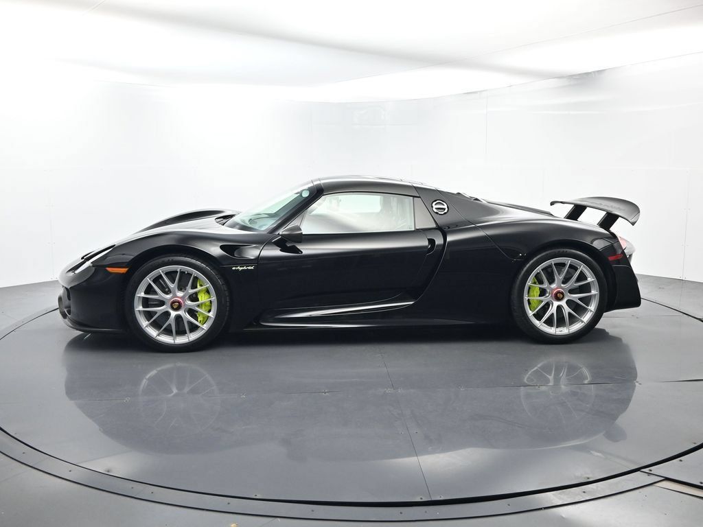 Used 2015 Porsche 918 Spyder AWD/4WD image 2