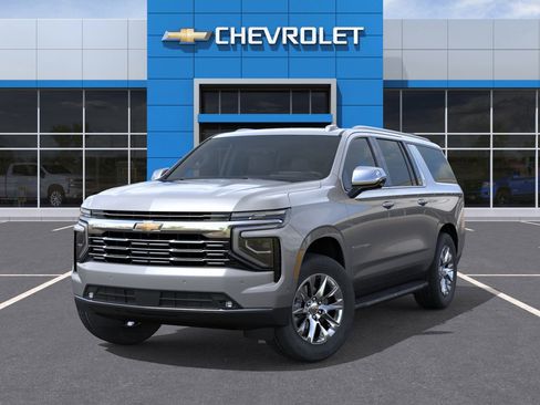 New 2026 Chevrolet Suburban Premier image 35