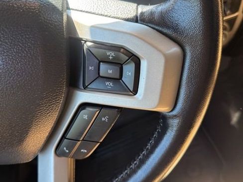 Used 2022 Ford F350 Lariat w/ Chrome Package AWD/4WD image 22