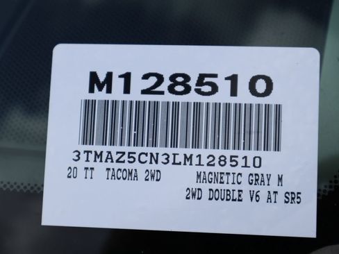 Used 2020 Toyota Tacoma SR5 RWD image 7