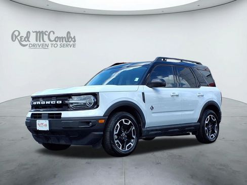 Certified 2024 Ford Bronco Sport Outer Banks w/ Tech Package AWD/4WD image 1