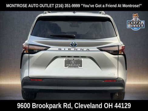 Used 2023 Toyota Sienna XLE image 5