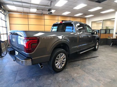Used 2024 Ford F150 Lariat w/ Tow/Haul Package AWD/4WD image 7
