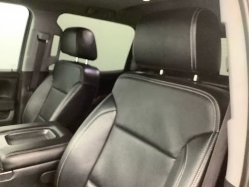 Used 2017 Chevrolet Silverado 1500 LT w/ All Star Edition AWD/4WD image 12