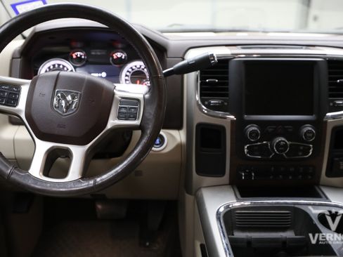 Used 2016 RAM 3500 Laramie RWD image 8