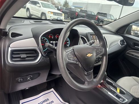 Used 2020 Chevrolet Equinox LS w/ LS Convenience Package image 10