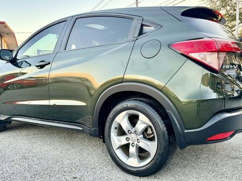 Used 2016 Honda HR-V EX image 7