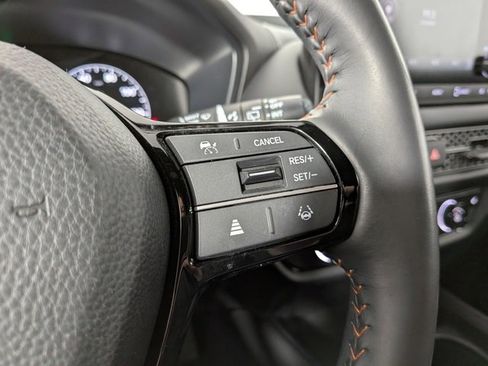 Used 2023 Honda HR-V Sport image 8