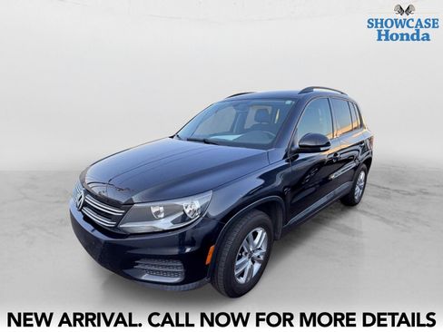 Used 2016 Volkswagen Tiguan S FWD image 2