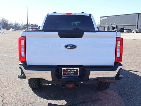 Used 2024 Ford F250 XLT w/ FX4 Off-Road Package AWD/4WD image 7