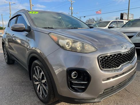 Used 2017 Kia Sportage EX FWD image 4