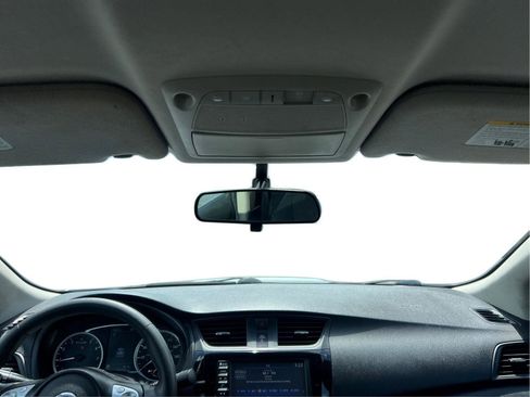 Used 2019 Nissan Sentra S FWD image 18