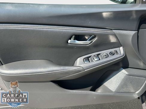 Used 2023 Nissan Sentra SV FWD image 15