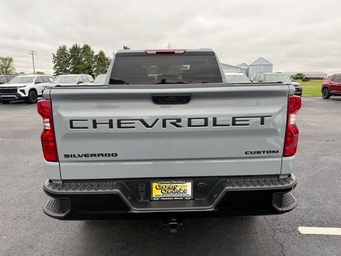 Used 2024 Chevrolet Silverado 1500 Custom Trail Boss w/ Turbomax Blackout Package image 4
