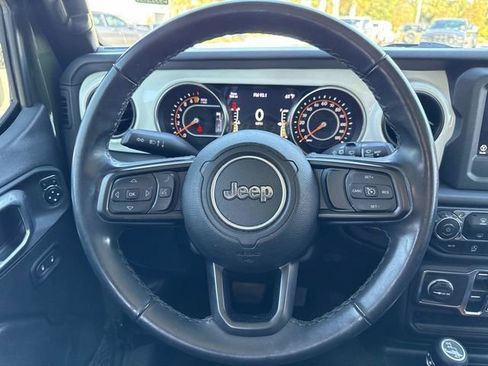 Used 2021 Jeep Wrangler Unlimited Islander image 15