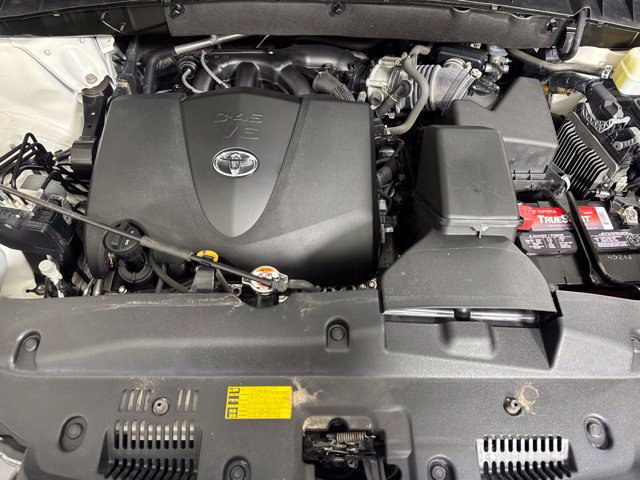 Used 2018 Toyota Highlander Limited AWD/4WD image 9