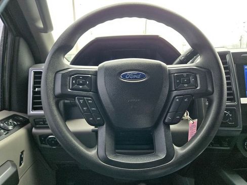 Used 2022 Ford F250 XLT w/ XLT Premium Package image 16