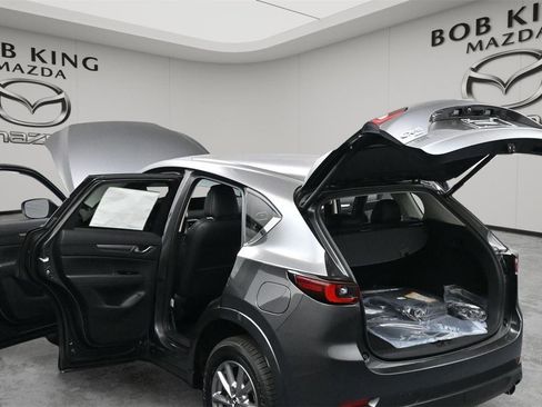 New 2025 MAZDA CX-5 AWD 2.5 S w/ Preferred Package image 15