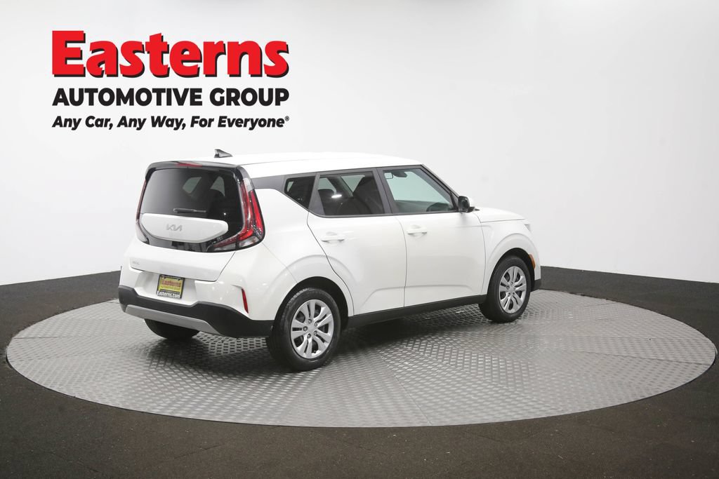 Used 2023 Kia Soul LX FWD image 41