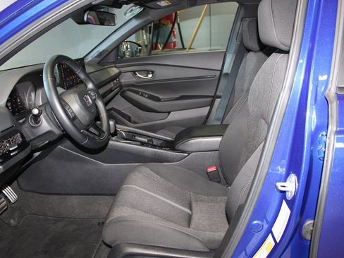 Certified 2025 Honda Accord Sport image 10