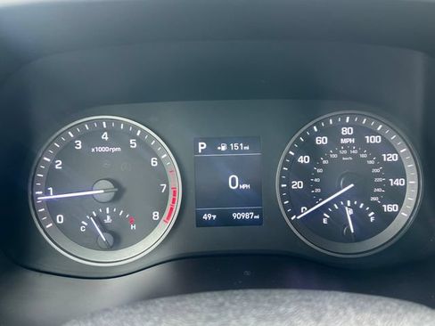 Used 2019 Hyundai Tucson SE AWD/4WD image 16