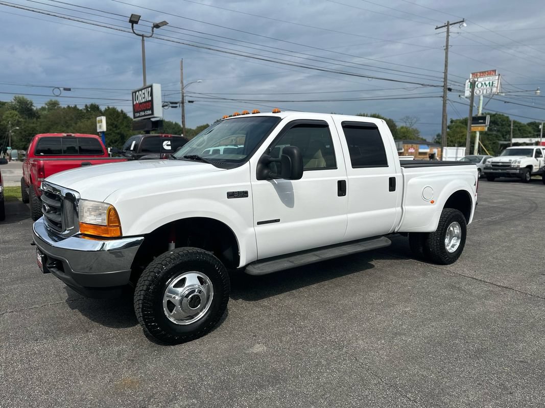 Used 2001 Ford F350 4x4 Crew Cab DRW Super Duty image 1