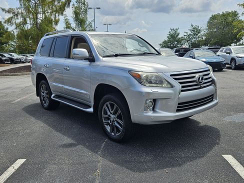 Used 2013 Lexus LX 570 4WD w/ Luxury Pkg image 1