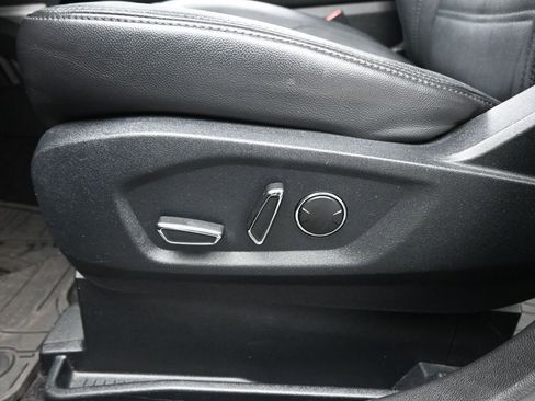 Used 2016 Ford Edge SEL image 11