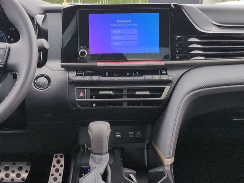 Certified 2026 Toyota Camry SE w/ Convenience Package FWD image 17