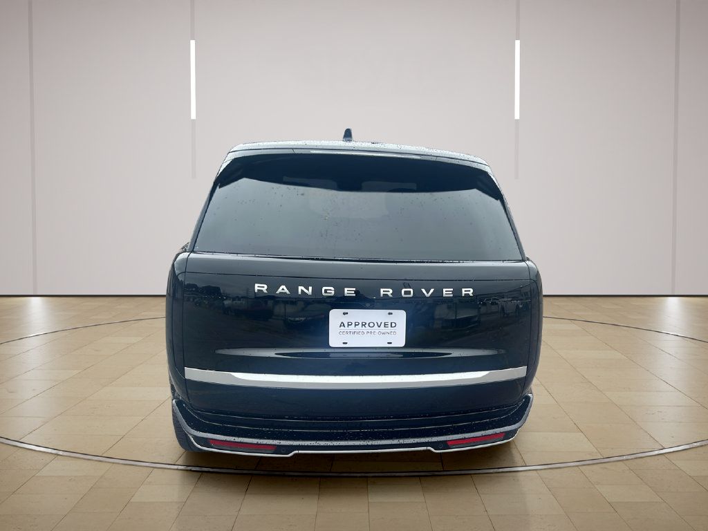 Used 2025 Land Rover Range Rover Long Wheelbase Autobiography AWD/4WD image 6
