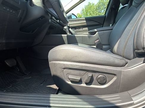 Used 2025 MAZDA CX-50 AWD 2.5 S w/ Weather Package image 21