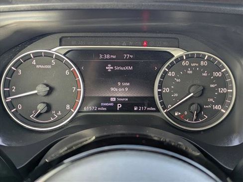 Used 2022 Nissan Rogue SV image 11