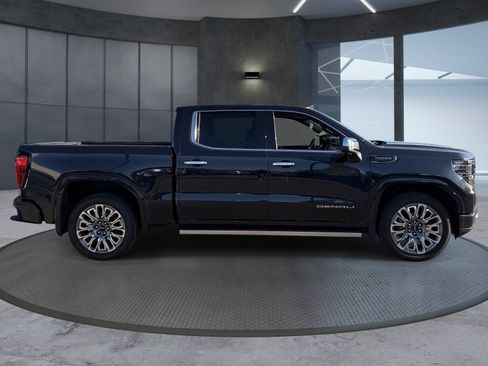 Used 2026 GMC Sierra 1500 Denali Ultimate AWD/4WD image 7