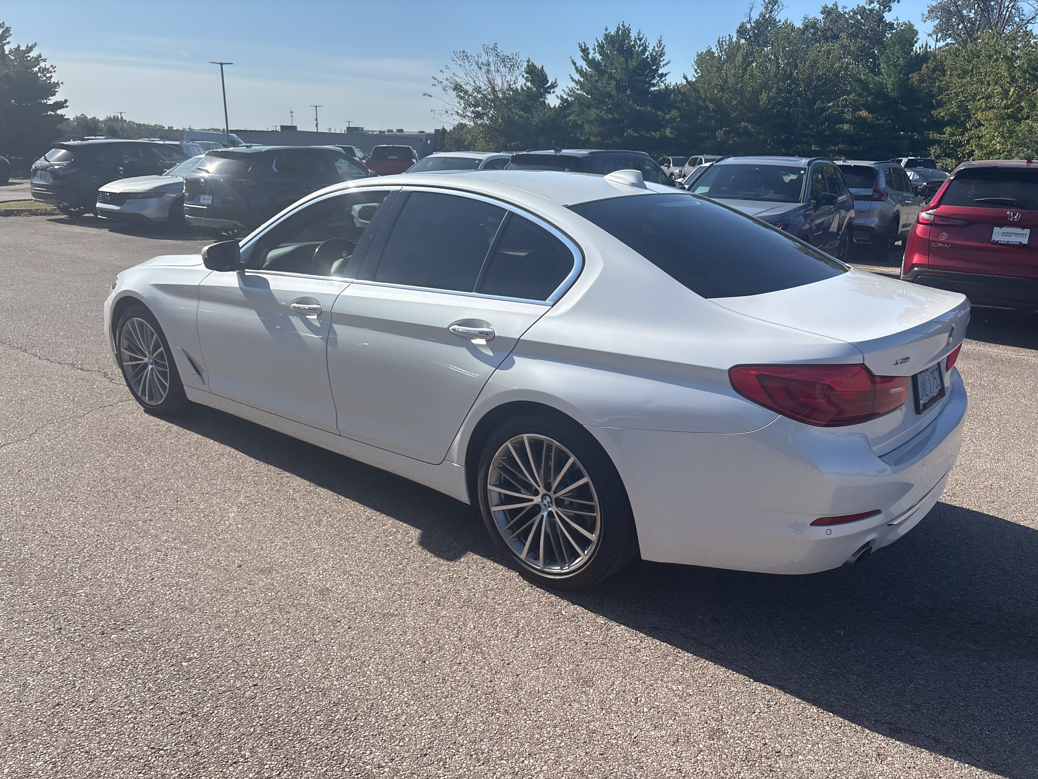 Used 2018 BMW 530i xDrive AWD/4WD image 11