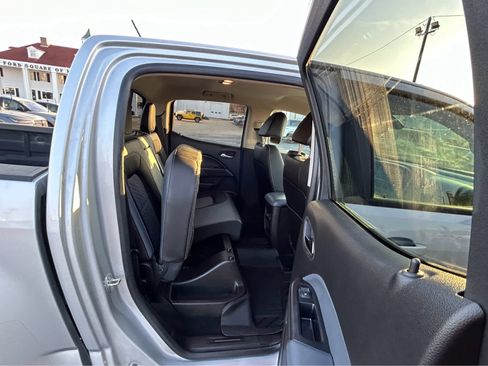 Used 2017 Chevrolet Colorado Z71 image 10