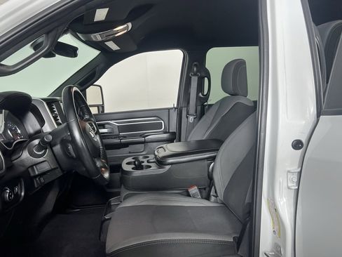 Used 2024 RAM 2500 Big Horn w/ Bed Utility Group image 23