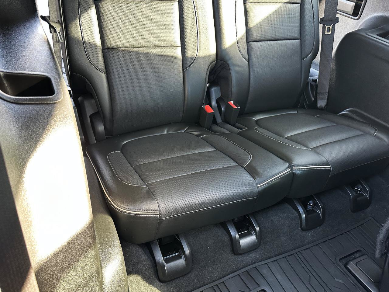 Used 2018 GMC Acadia Denali w/ Technology Package AWD/4WD image 46