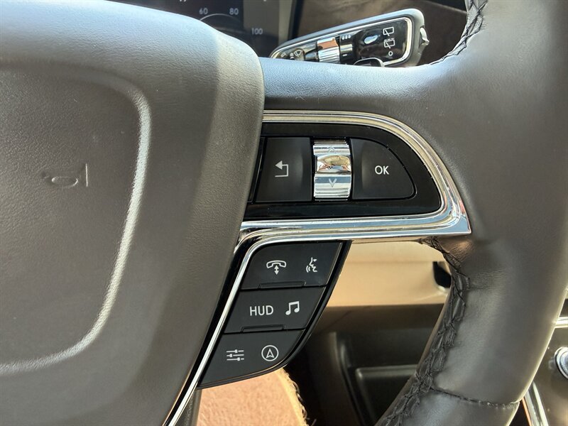 Used 2024 Lincoln Navigator Reserve AWD/4WD image 21