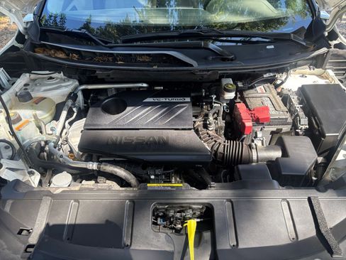 Used 2025 Nissan Rogue SV AWD/4WD image 34