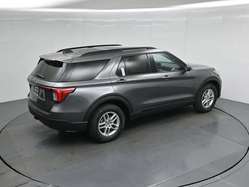 New 2026 Ford Explorer Active RWD image 39