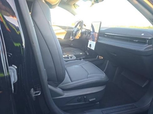 Used 2025 Ford Mustang Mach-E Premium AWD/4WD image 7