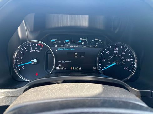 Used 2018 Ford Expedition XLT w/ Equipment Group 202A AWD/4WD image 15