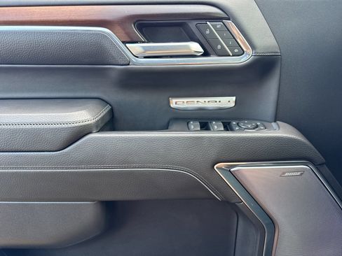 Used 2024 GMC Sierra 1500 Denali image 11