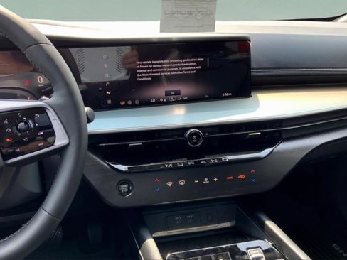 New 2025 Nissan Murano SL image 8