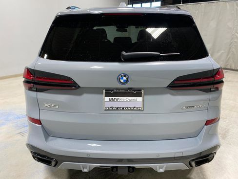 Used 2025 BMW X5 xDrive50e w/ M Sport Package image 8