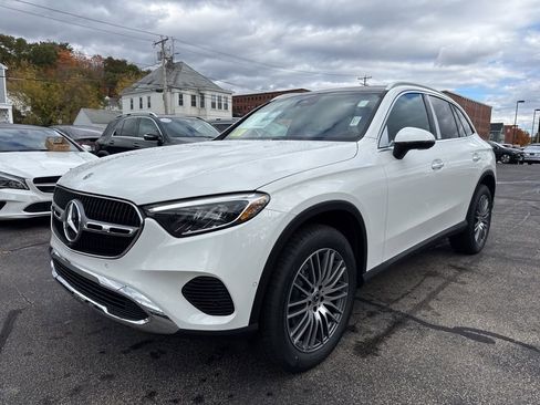 New 2026 Mercedes-Benz GLC 300 4MATIC image 3
